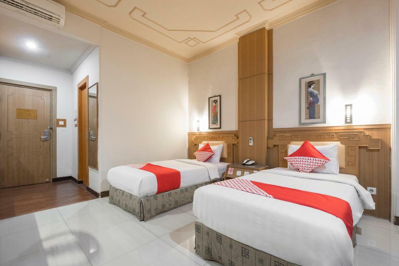 Oyo 821 Hotel Dinasti Μακασάρ Εξωτερικό φωτογραφία