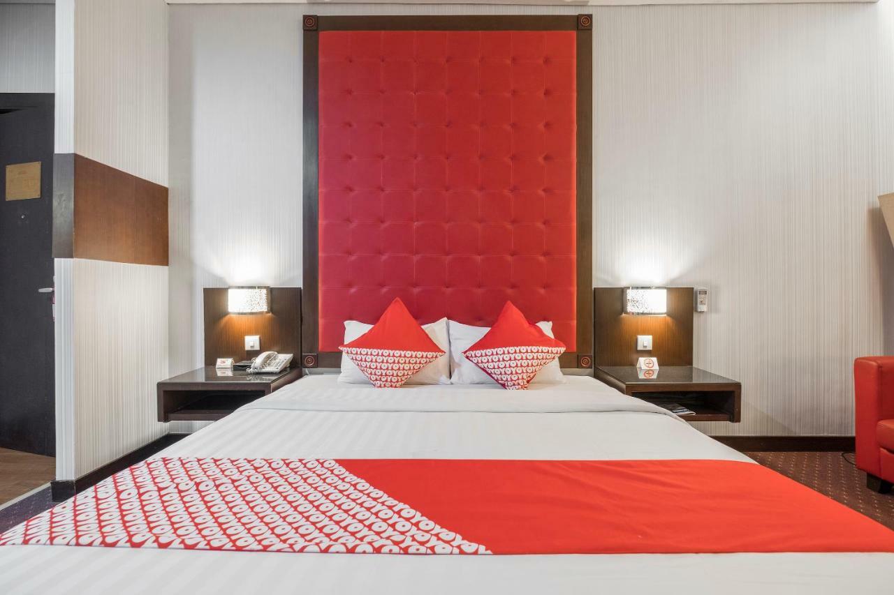 Oyo 821 Hotel Dinasti Μακασάρ Εξωτερικό φωτογραφία