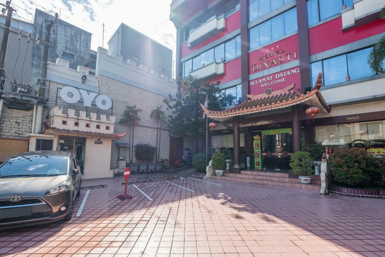 Oyo 821 Hotel Dinasti Μακασάρ Εξωτερικό φωτογραφία